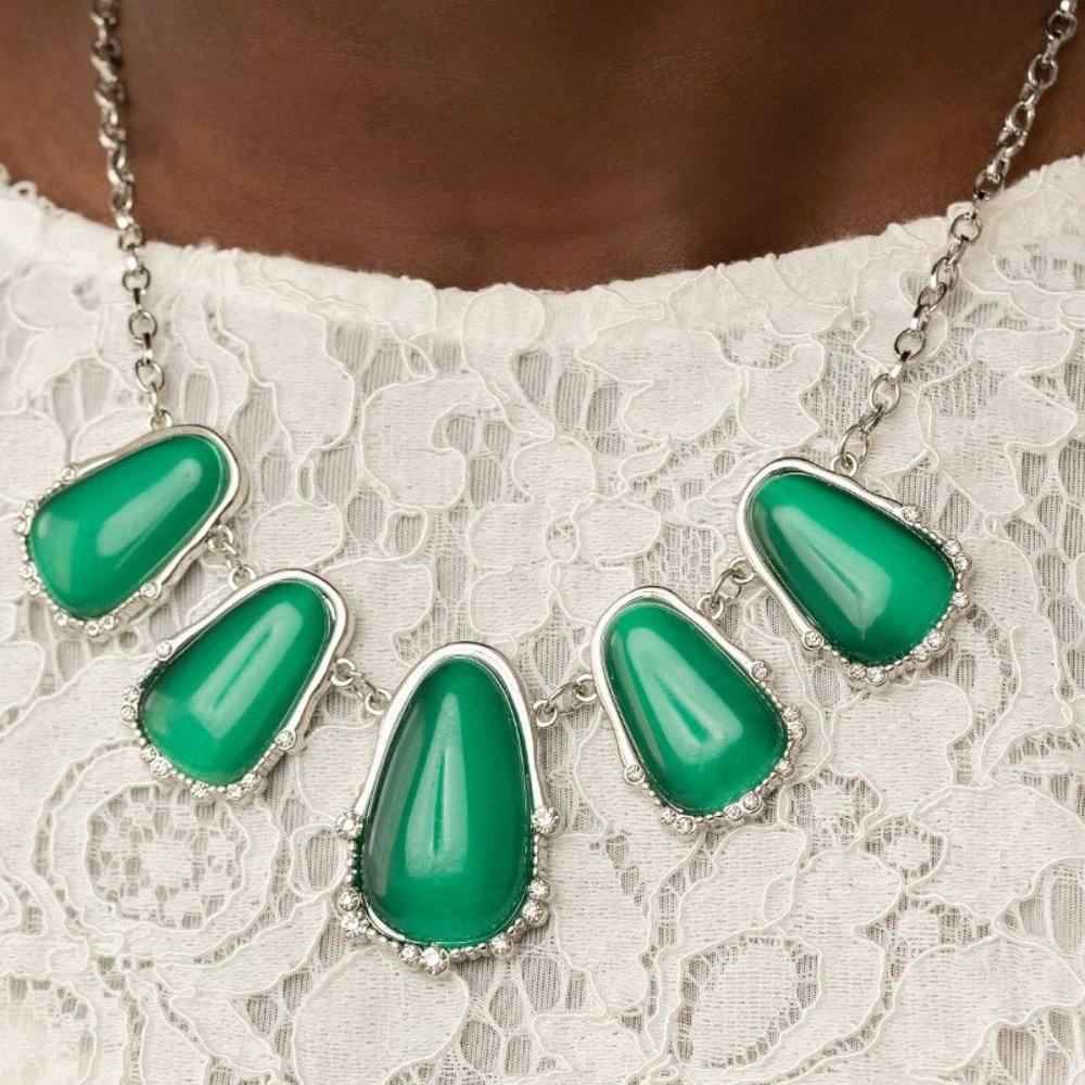 Passion Princess - Green Necklace Set
